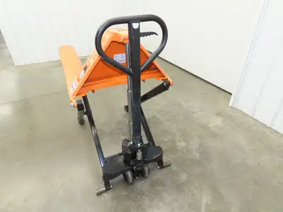 Interthor MSL2745 Manual Pallet Lifter 2200lb Jack 45" Long 32" Lift Height