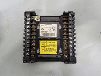 USED HONEYWELL RM7890-B-1014