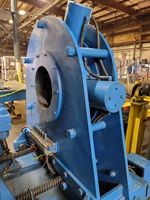 TW-7000 Bucking Machine