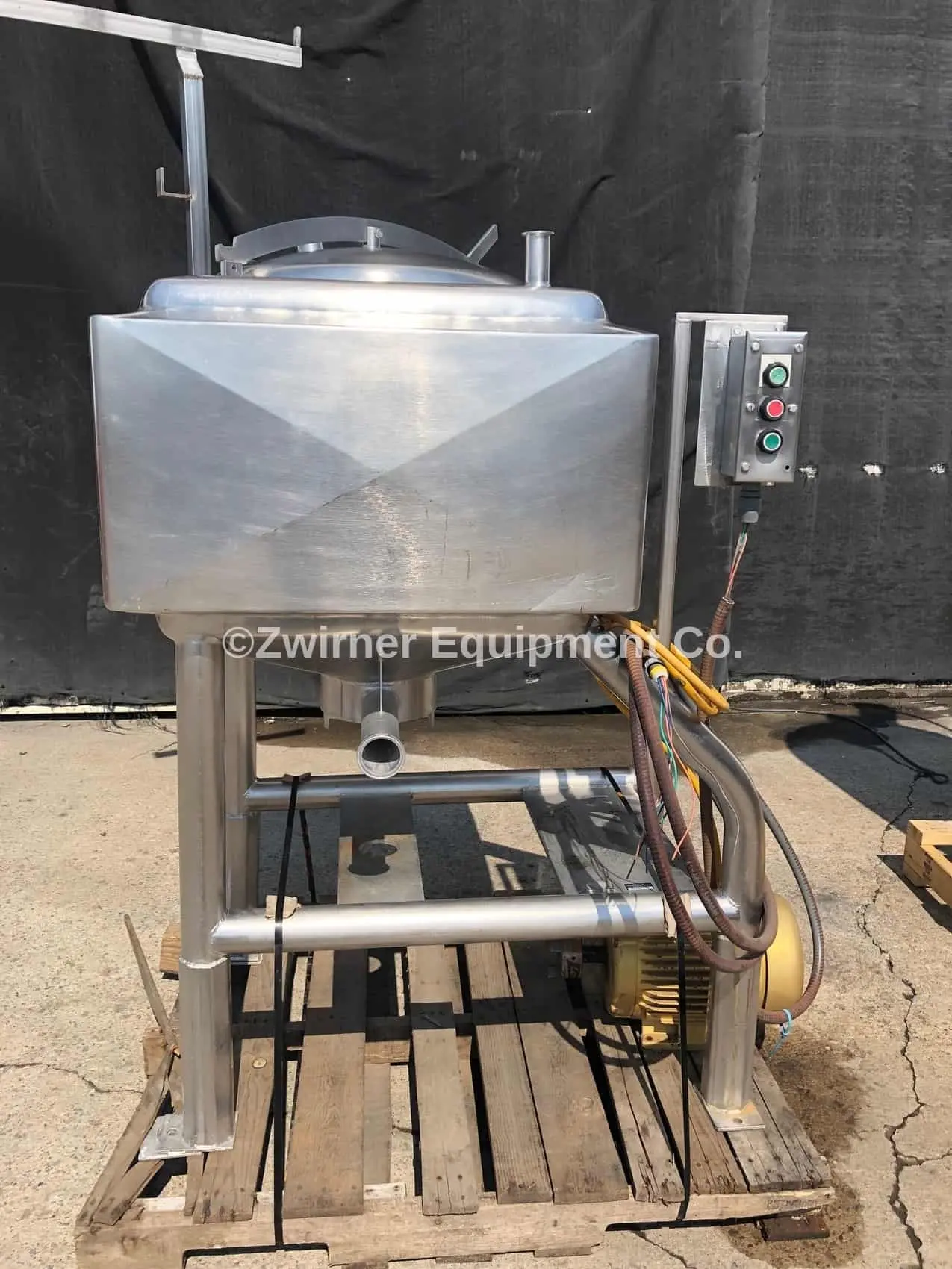 Used _UNKNOWN_ _UNKNOWN_ Likwifier Mixers Tennessee US | Zwirner Equipment #1173443