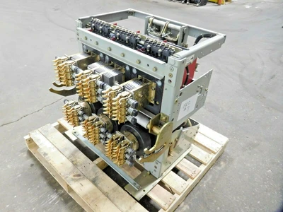 Used GE AKR-7F-100 Circuit Breakers Ohio US | Equipment Recovery Corp. #1329729
