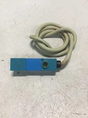 USED YAMATAKE FL2-4A6S