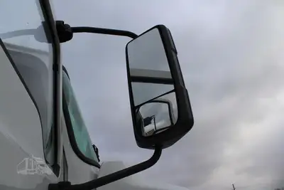 New | in-Stock 2027 MACK MD7 Rolloff Trucks Texas US | Roll Off Truck World #1491876