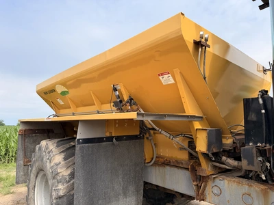 Used 2012 TERRA GATOR TG 7300 Dry Spreaders Michigan US | Miedema Asset Management Group #1293911