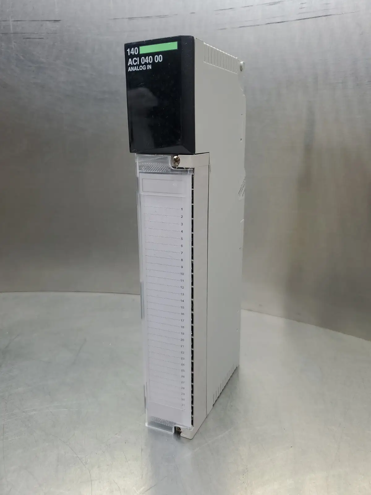 USED Schneider Electric 140ACI04000
