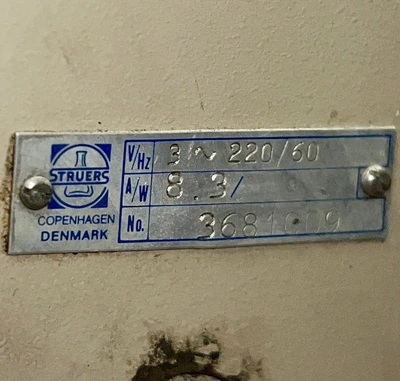 Item# L150 Struers Discotom-2 Manual 10″ Saw