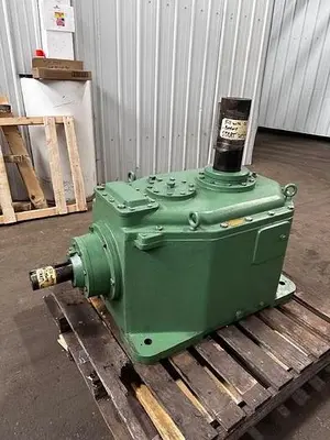 Amarillo 1712.5   Right Angle Double Reduction Cooling Tower Gearbox   Ratio 14.1