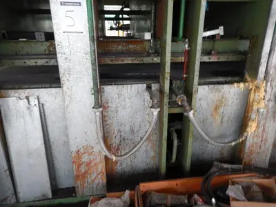 USED WEMHÖRNER VSF 600 TON SANDWICH PANELPRESS