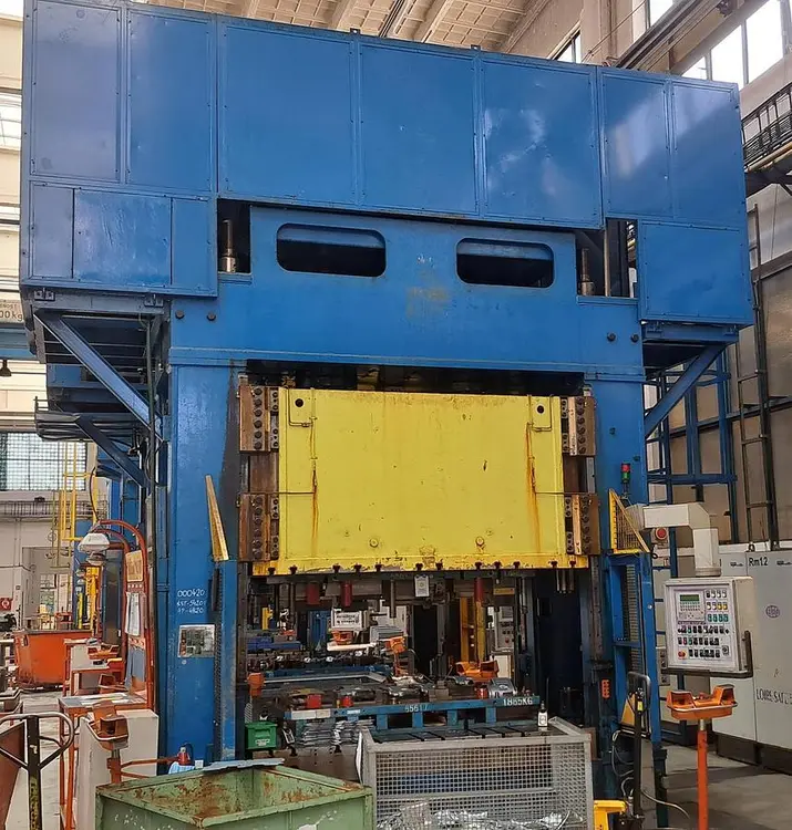 Used 1992 LOIRE 3000 KN Hydraulic Presses CZ | Amaron s.r.o. #1065215