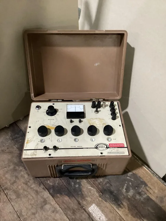 Used _UNKNOWN_ _UNKNOWN_ DC Resistance Meters Pennsylvania US | Moses B Glick #1013181
