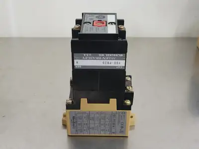 USED ALLEN-BRADLEY 700-P200A1