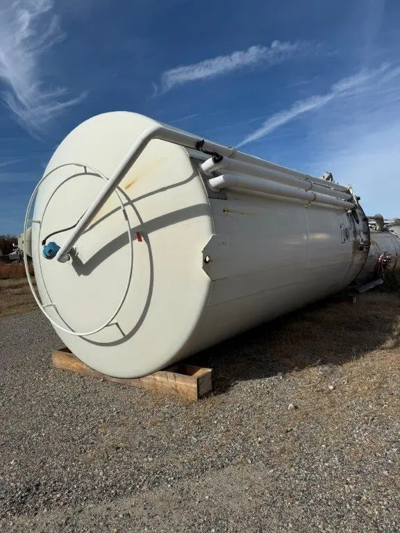 USED 2005 WALKER STAINLESS 10,000 GALLON