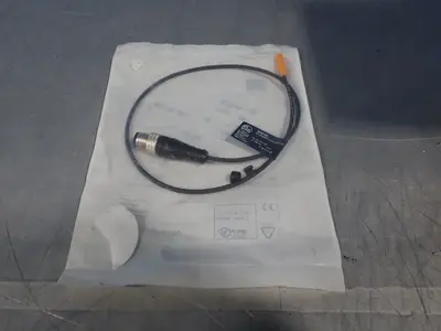 NEW EFECTOR IFM MKT3028BBPKG/G/0,5M/ZH/USMK5130