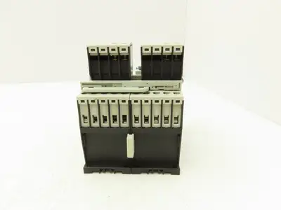 Eaton XTOB004BC1 Overload Relay Reversing Contactor 2.4-4A