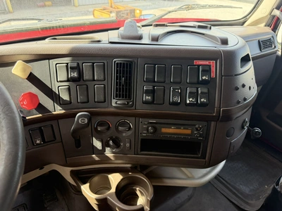 Used 2013 VOLVO VNL Conventional trucks Indiana US | Miedema Asset Management Group #1414634