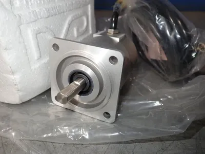 NEW NSD MREG320SP062FAC