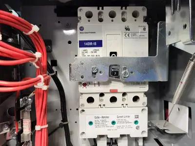NEW ALLEN-BRADLEY YUTKNPN90/1BA