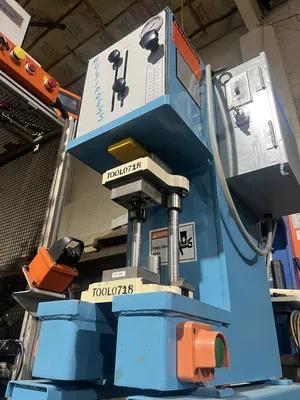 USED 2003 MULTIPRESS MULTIPRESS W6A-3 PRESS