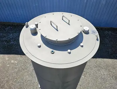 Unused 850 Gallon Tank, Stainless Steel
