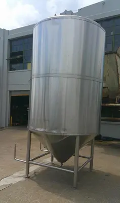 SPC9197  Tank 2000 gallon vertical tank, Stainless Steel, conical