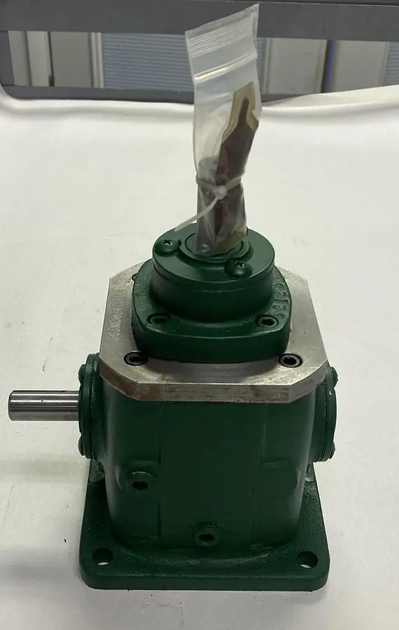 New | in-Stock OHIO GEAR 303MD6241110A Speed Reducers | Surplus Asset Holdings #1204356