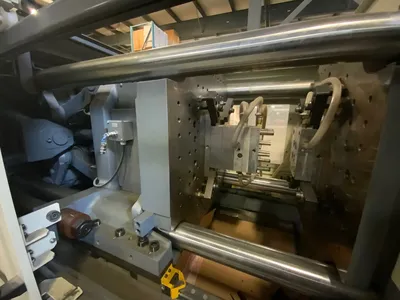 2016 TOSHIBA MACHINE EC200SXIIV50-U48-8B HORIZONTAL INJECTION MOULDING MACHINES | INJECTION DEPOT GROUP (10)