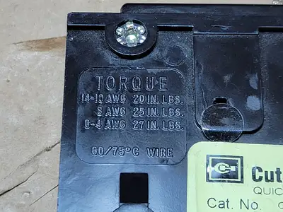 USED CUTLER-HAMMER QBHW1015