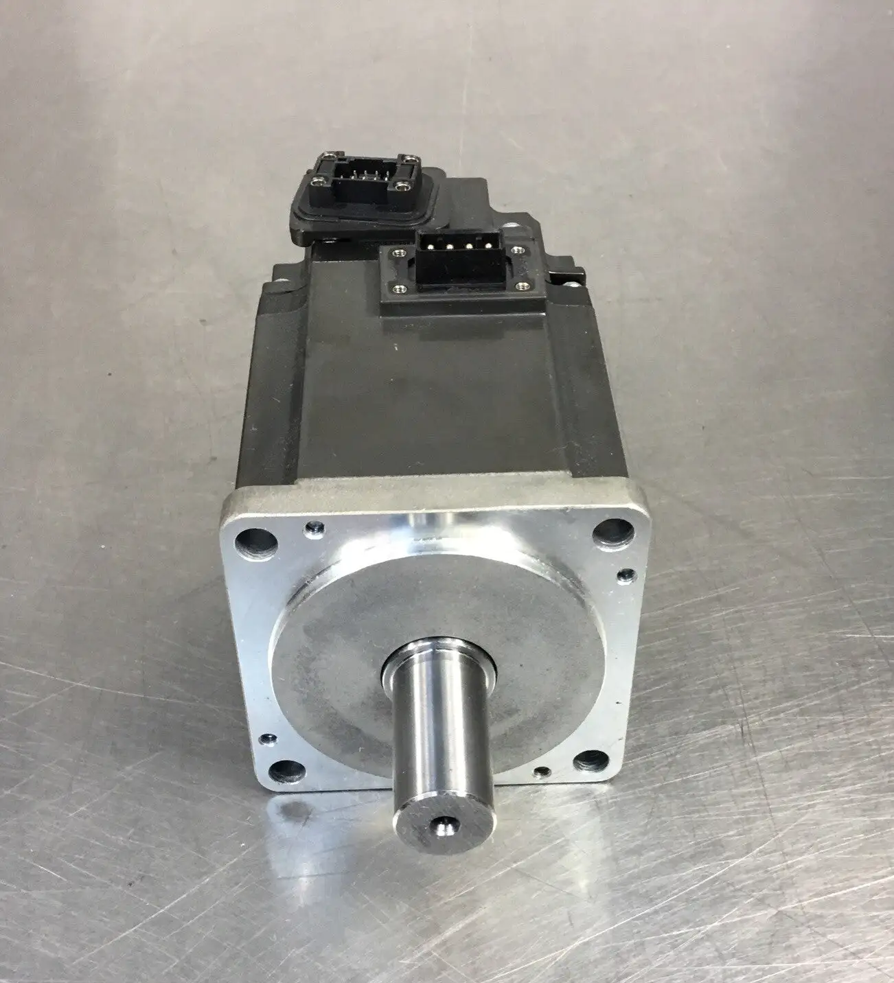MITSUBISHI HG-KR43G5 Servo Motor 400W 3000RPM 108V 2.6A 1D