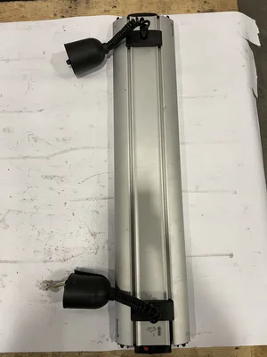 Waldmann SAHZQ 66 LED Tube Machine Light 29W 4000k 37.6” L x 7.4” W -NIB
