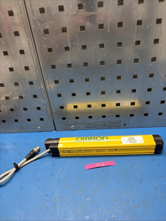 Used Omron F3SG-4RA0270-30-L PLC Processors Indiana US | J&J Industrial Supply #1208953