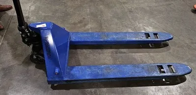 Used Global Industries #5000 Pallet Jacks Oregon US | RTR Services #1538057