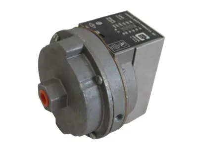 NEW CHICAGO SAFETY PRODUCTS CHICAGO SAFETY PRODUCTS PRESSURE SWITCH RLGPA