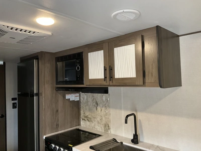 Used 2021 FOREST RIVER PRIME TIME AVENGER Campers, Caravans, Motorhomes Michigan US | Miedema Asset Management Group #1322411