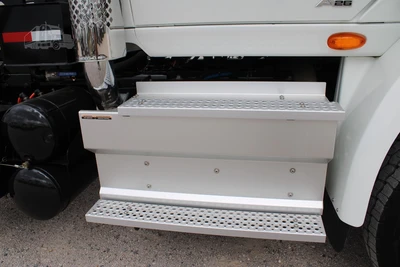 New | in-Stock 2026 INTERNATIONAL HX Rolloff Trucks Texas US | Roll Off Truck World #1491815