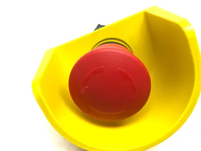 USED SIEMENS EMERGENCY STOP PUSHBUTTON, 3-CONTACTS 1X NO, 2X NC