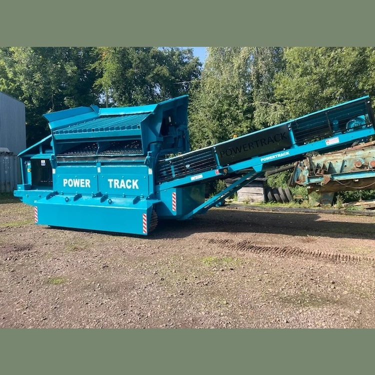 Used POWERSCREEN POWERTRACK 800 Vibratory Screens GB | Savona Equipment LTD #1171107