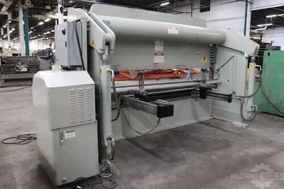 USED 1996 ACCURPRESS 713012