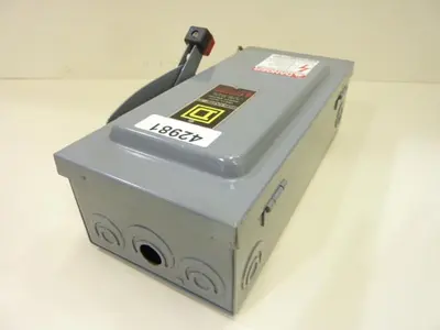 USED SQUARE D H321N