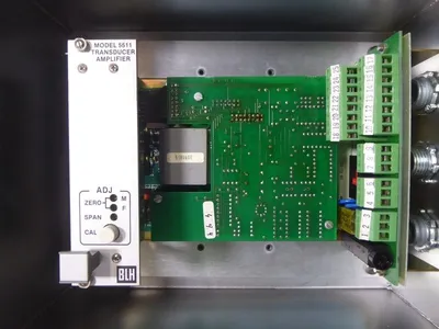 BLH 5516 Transducer Amplifier with Enclosure 5511 Used