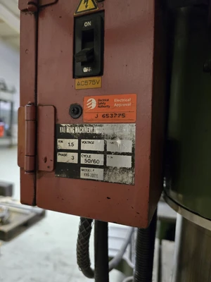 1992 KAO MING KMR-700S Radial Drills | 520 Machinery Sales LLC (2)
