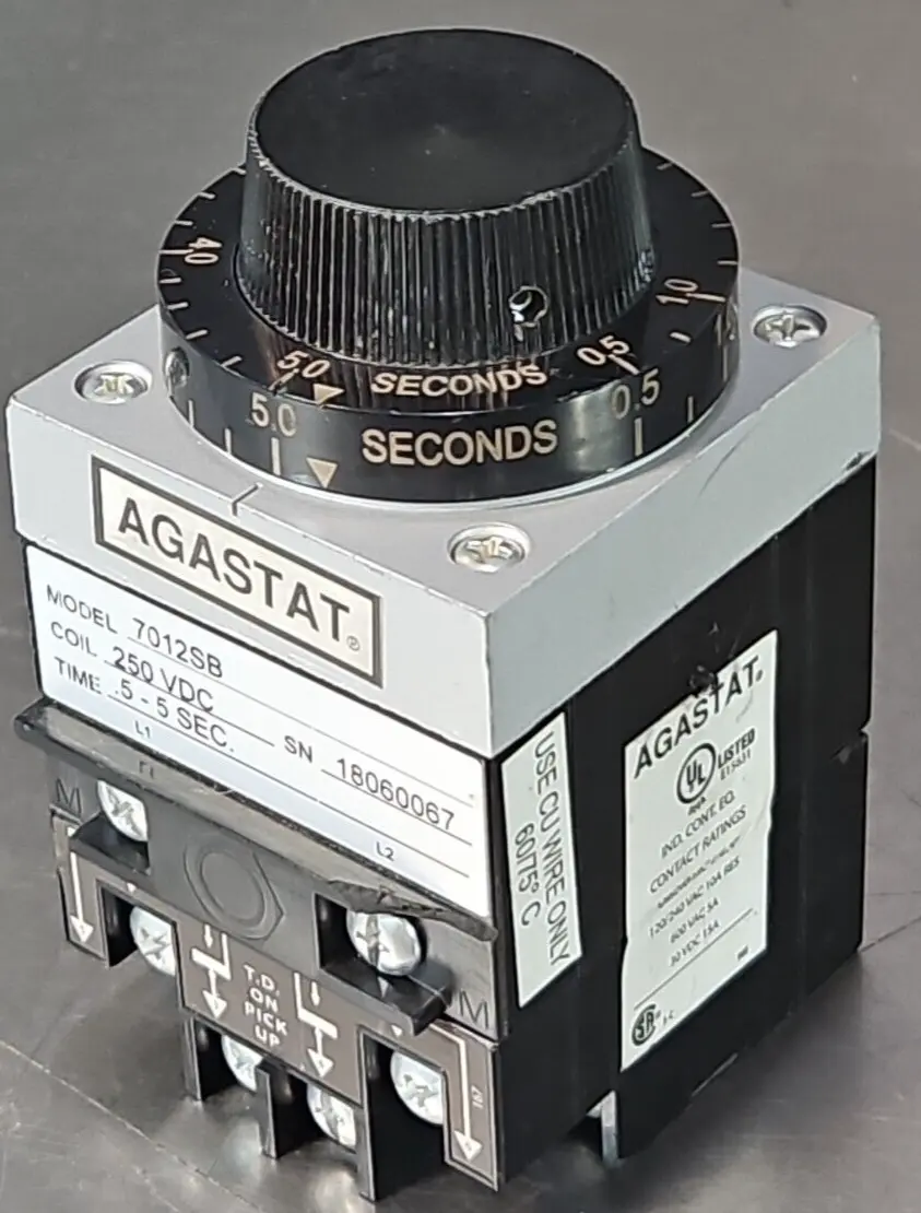 Tyco Agastat 7012SB TIming Relay - Time: .5-5 loc4B12