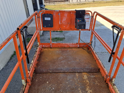 USED 2014 JLG 4069LE