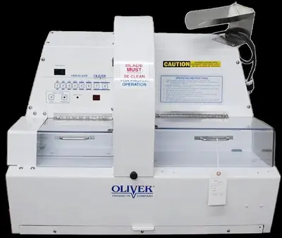 USED OLIVER 2003