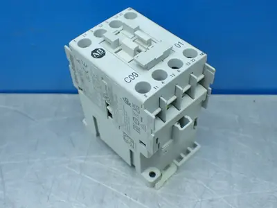 NEW ALLENBRADLEY 100C09EJ01