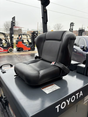 USED 2017 TOYOTA 8FBCU25
