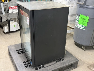 Used _UNKNOWN_ _UNKNOWN_ Display Refrigerators Michigan US | Miedema Asset Management Group #1487778