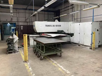 Used 1991 TRUMPF TRUMATIC 260 ROTATION Turret Punches CZ | Amaron s.r.o. #1338359