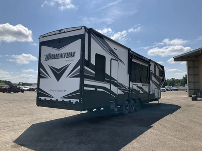 Used 2022 GRAND DESIGN MOMENTUM Campers, Caravans, Motorhomes Michigan US | Miedema Asset Management Group #1366695
