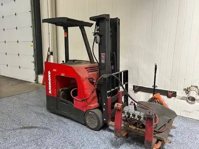 Used 2010 RAYMOND 425C40TT Misc Forklifts Illinois US | Somerset Equipment Sales #1543007