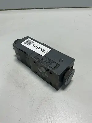 USED VICKERS DG4V-3-22A-M-U-HL7-60